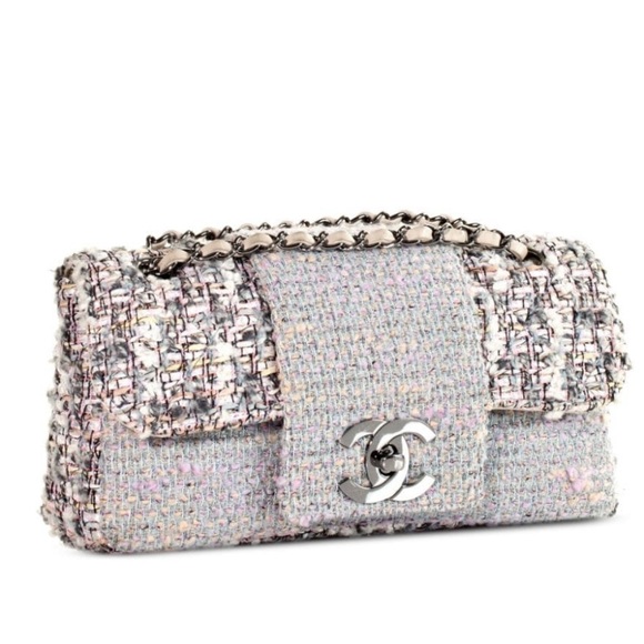 Chanel  2004 Jumbo Tweed Classic Flap Shoulder Bag - Picture 1 of 11